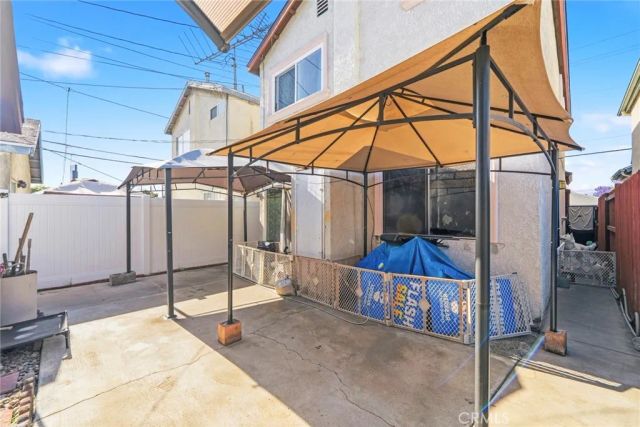 34 E Louise, Long Beach, CA 90805