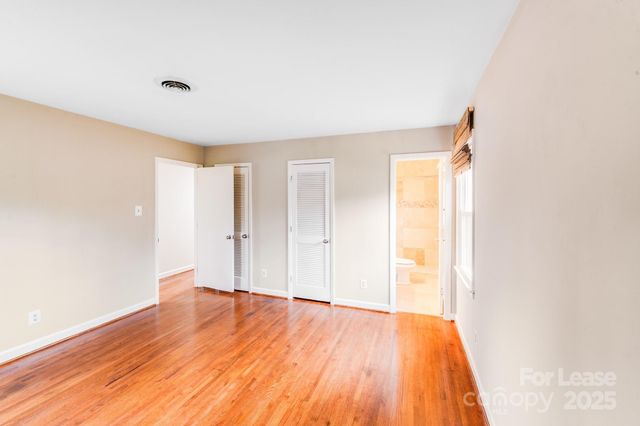 5001 Vescova Court, Charlotte, NC 28212