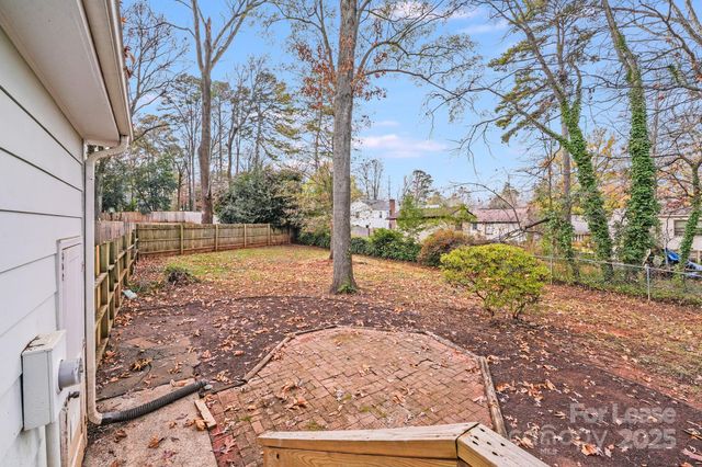 5001 Vescova Court, Charlotte, NC 28212