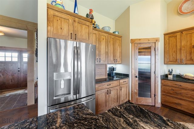 27 Raghorn, Ennis, MT 59729