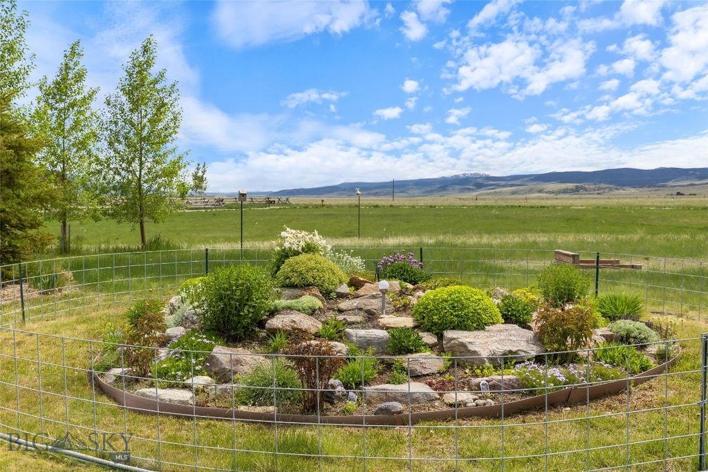 27 Raghorn, Ennis, MT 59729 photo 11