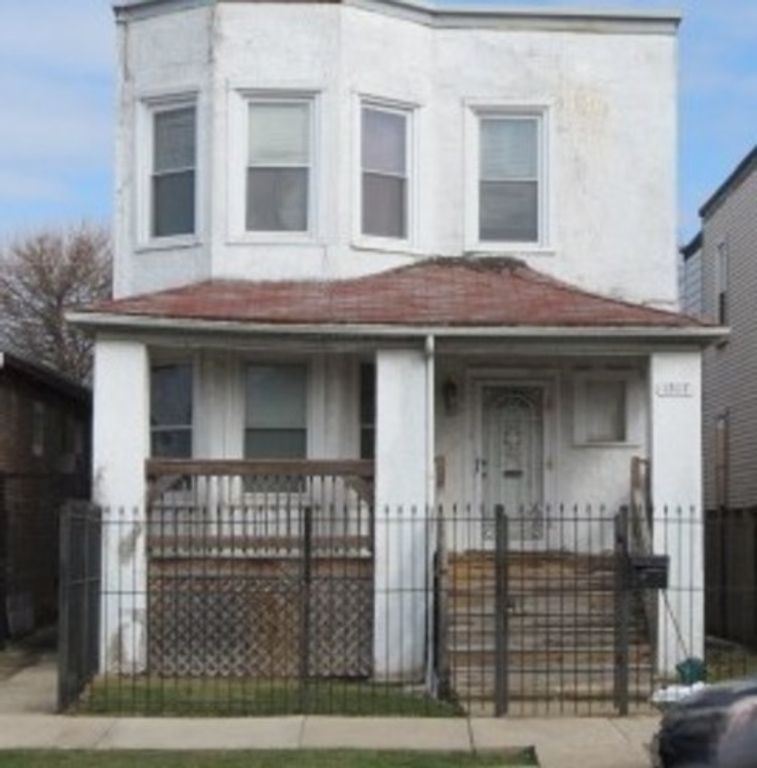 1517 N Laramie Avenue, Chicago, IL 60651