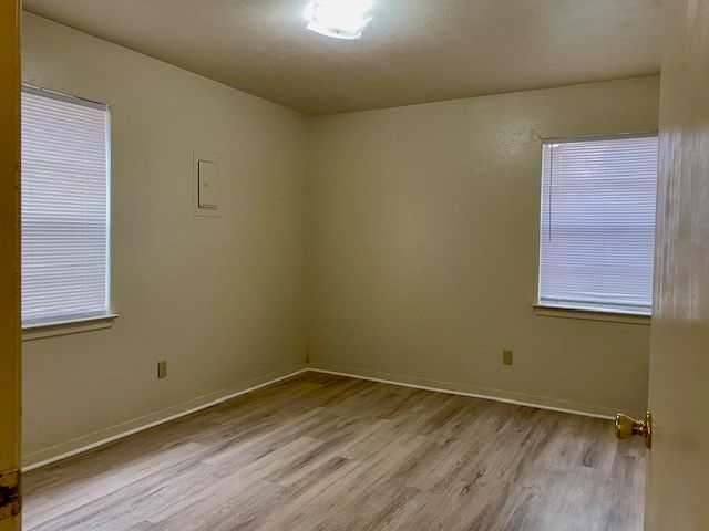 2500 S Fielder Road, Arlington, TX 76015