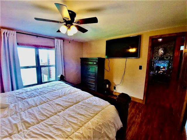 795 Red Bud Ln, Sevierville, TN 37876