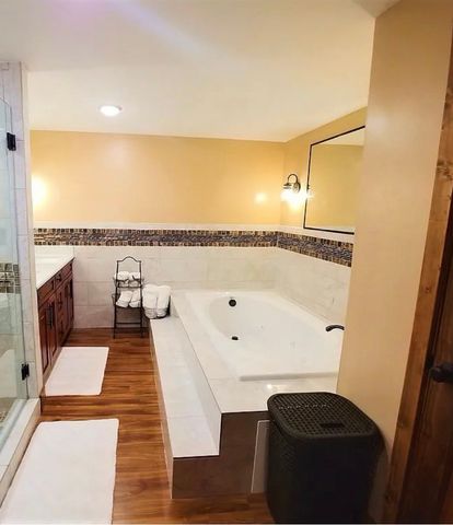 795 Red Bud Ln, Sevierville, TN 37876
