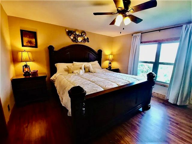 795 Red Bud Ln, Sevierville, TN 37876