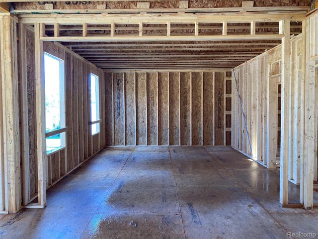 475 CANNONADE Loop, Oceola Township, MI 48843