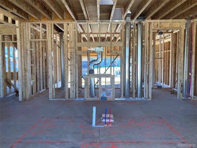 475 CANNONADE Loop, Oceola Township, MI 48843