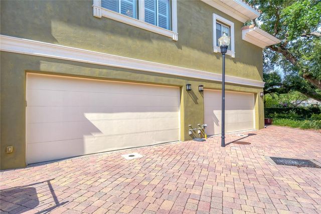 4907 BAYSHORE BOULEVARD 105, Tampa, FL 33611