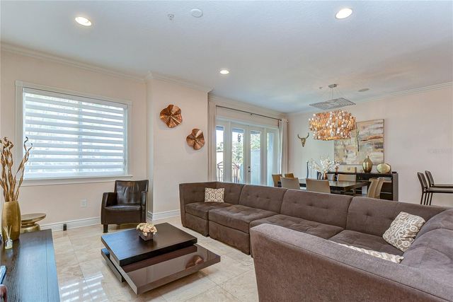 4907 BAYSHORE BOULEVARD 105, Tampa, FL 33611