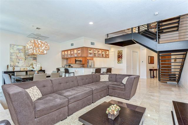 4907 BAYSHORE BOULEVARD 105, Tampa, FL 33611