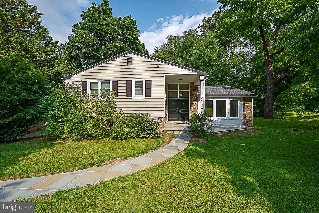 117 MARY WATERS FORD RD #, BALA CYNWYD, PA 19004 — exterior