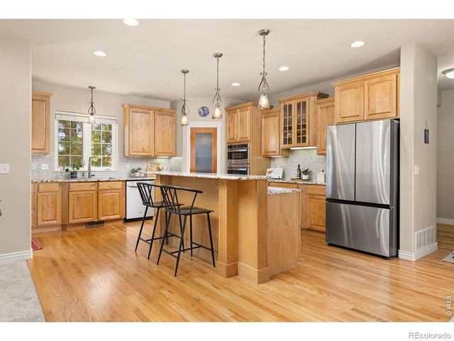 1001 Wyndemere Circle, Longmont, CO 80504