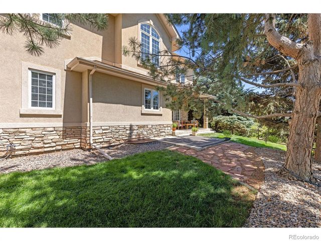 1001 Wyndemere Circle, Longmont, CO 80504