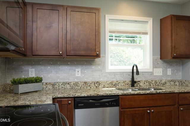 487 Crusaders Drive, Sanford, NC 27330