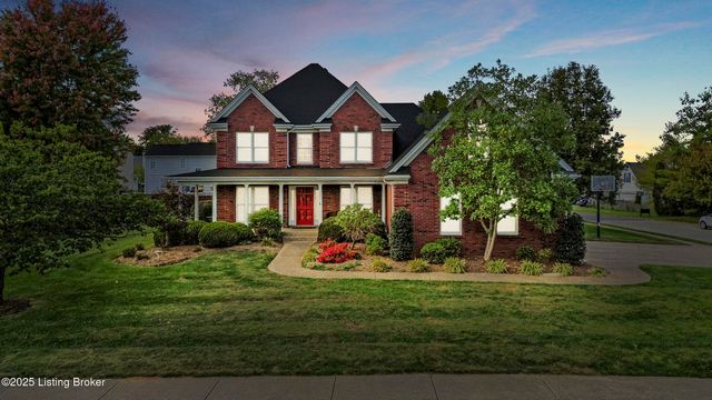 4108 Woodmont Park Ln, Louisville, KY 40245