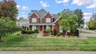 4108 Woodmont Park Ln, Louisville, KY 40245