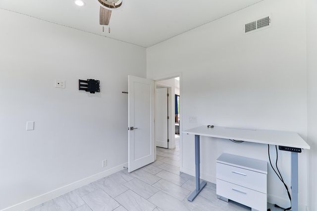 8113 E Redwing Road, Scottsdale, AZ 85250