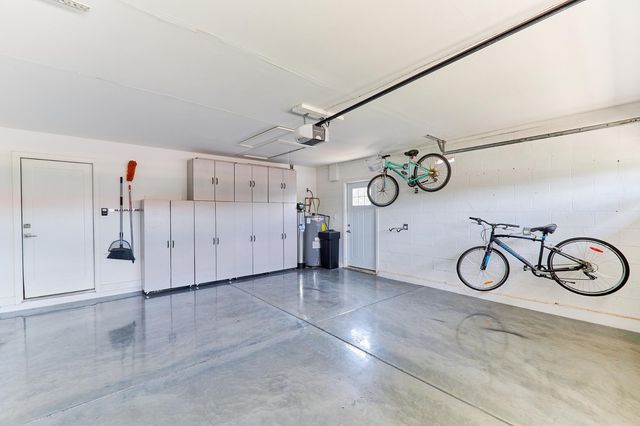 8113 E Redwing Road, Scottsdale, AZ 85250