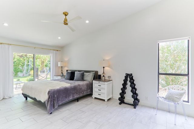 8113 E Redwing Road, Scottsdale, AZ 85250