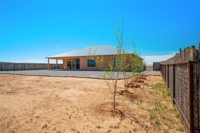 157 Calle Galisteo, Santa Fe, NM 87508