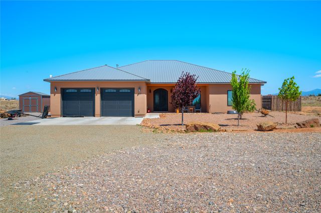 157 Calle Galisteo, Santa Fe, NM 87508