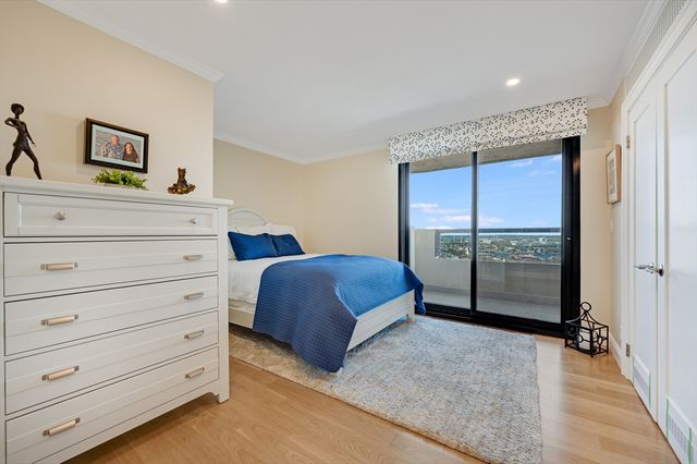 85 E India Row 34G, Boston, MA 02110