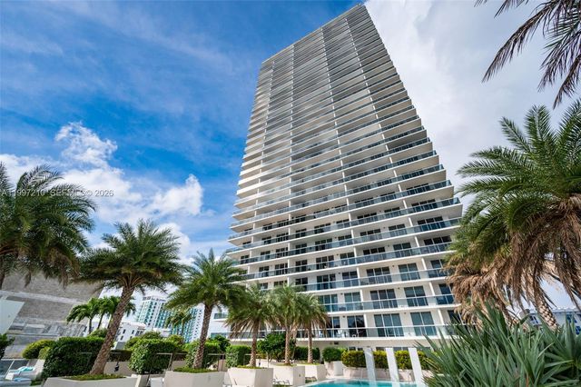 600 NE 27th St 3201, Miami, FL 33137