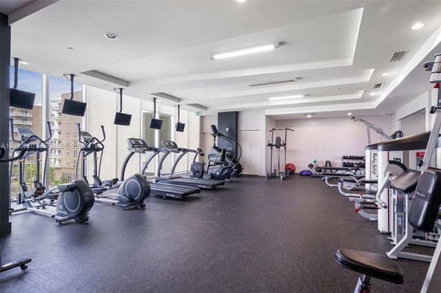 600 NE 27th St 3201, Miami, FL 33137