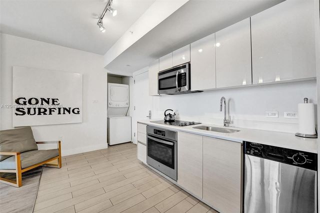 2602 E Hallandale Beach Boulevard R906, Hallandale Beach, FL 33009