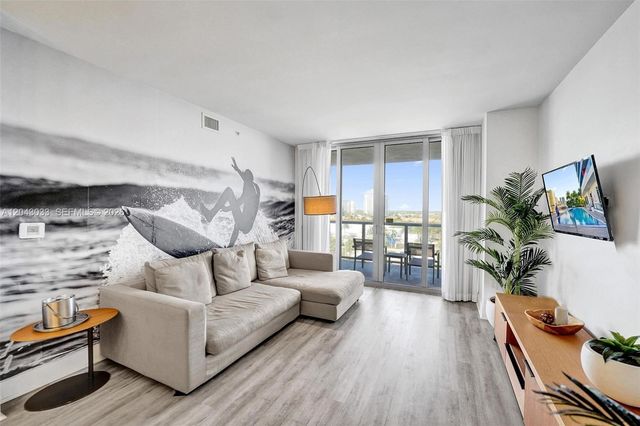 2602 E Hallandale Beach Boulevard R906, Hallandale Beach, FL 33009