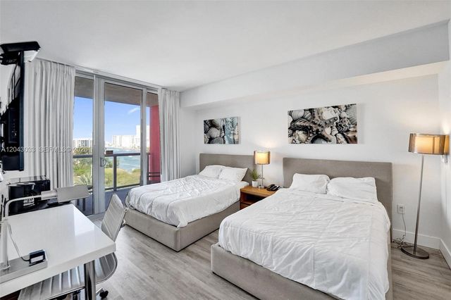 2602 E Hallandale Beach Boulevard R906, Hallandale Beach, FL 33009