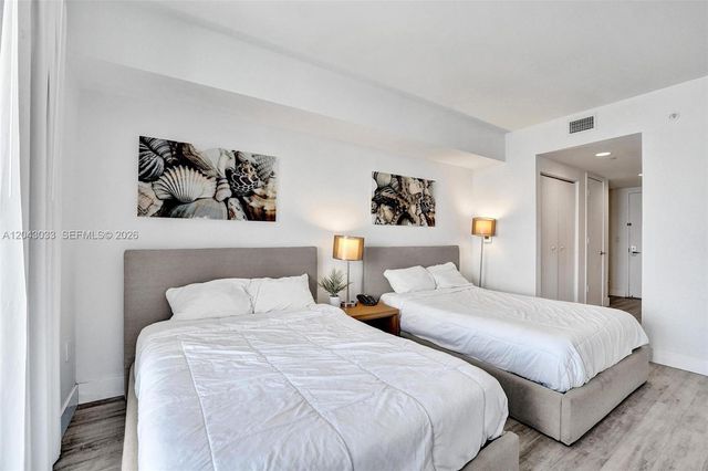 2602 E Hallandale Beach Boulevard R906, Hallandale Beach, FL 33009