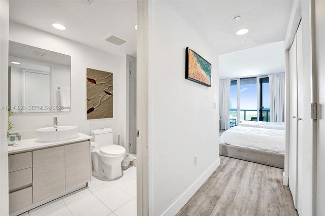 2602 E Hallandale Beach Boulevard R906, Hallandale Beach, FL 33009