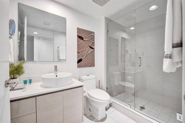 2602 E Hallandale Beach Boulevard R906, Hallandale Beach, FL 33009