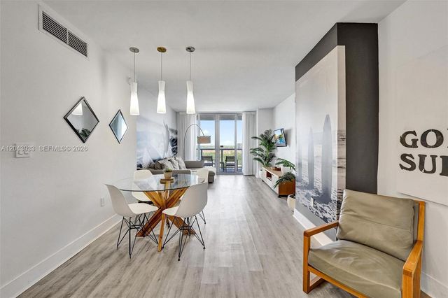 2602 E Hallandale Beach Boulevard R906, Hallandale Beach, FL 33009