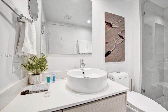 2602 E Hallandale Beach Boulevard R906, Hallandale Beach, FL 33009