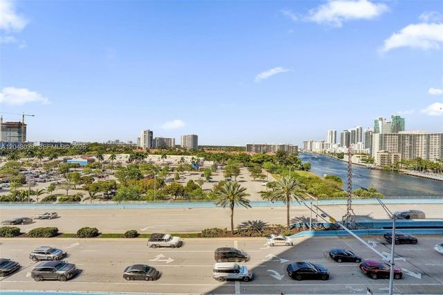 2602 E Hallandale Beach Boulevard R906, Hallandale Beach, FL 33009