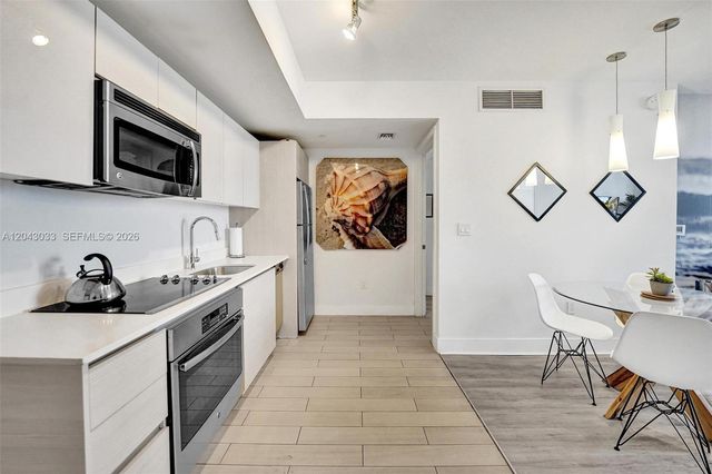 2602 E Hallandale Beach Boulevard R906, Hallandale Beach, FL 33009