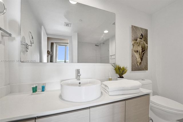 2602 E Hallandale Beach Boulevard R906, Hallandale Beach, FL 33009