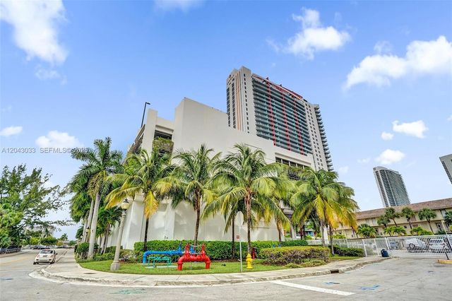 2602 E Hallandale Beach Boulevard R906, Hallandale Beach, FL 33009