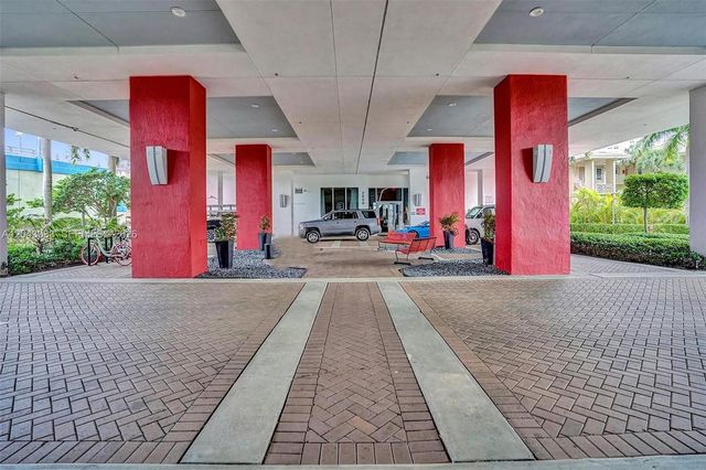 2602 E Hallandale Beach Boulevard R906, Hallandale Beach, FL 33009
