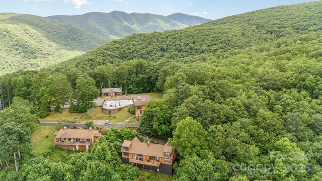 508 Over Look Drive PISGAH - 2, Burnsville, NC 28714