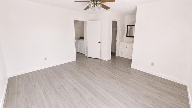 11685 Alief Clodine Road 10, Houston, TX 77082