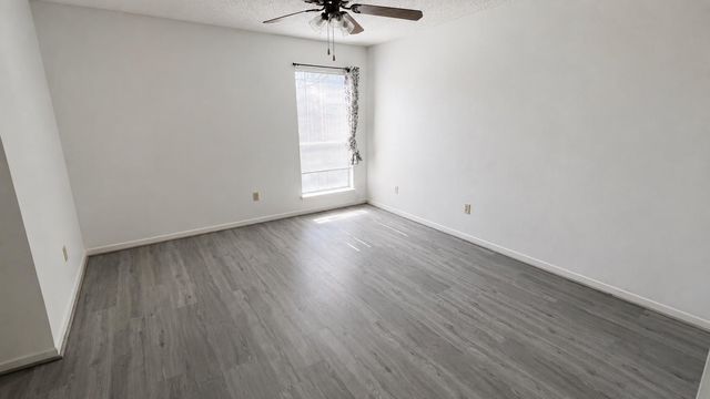 11685 Alief Clodine Road 10, Houston, TX 77082