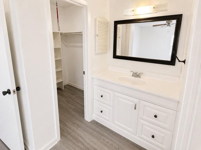 11685 Alief Clodine Road 10, Houston, TX 77082
