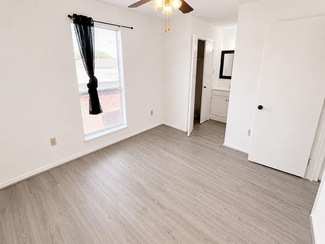 11685 Alief Clodine Road 10, Houston, TX 77082