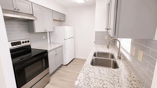 11685 Alief Clodine Road 10, Houston, TX 77082