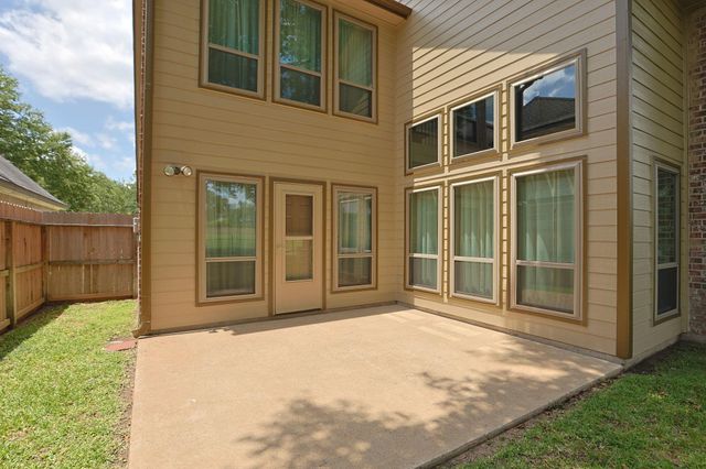 7314 Blenheim Palace Lane, Houston, TX 77095