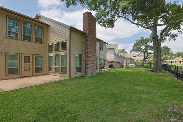 7314 Blenheim Palace Lane, Houston, TX 77095